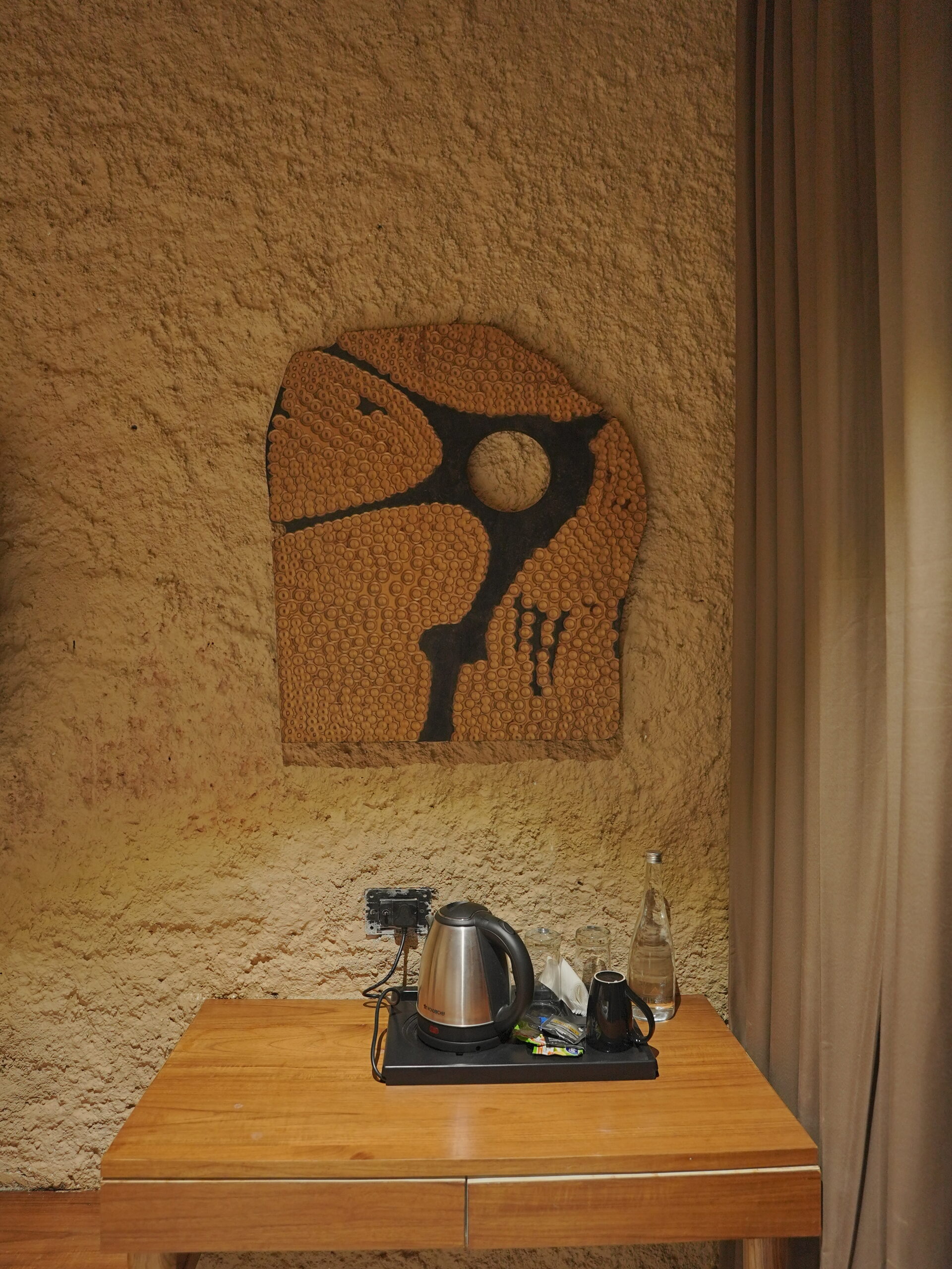 Room 08